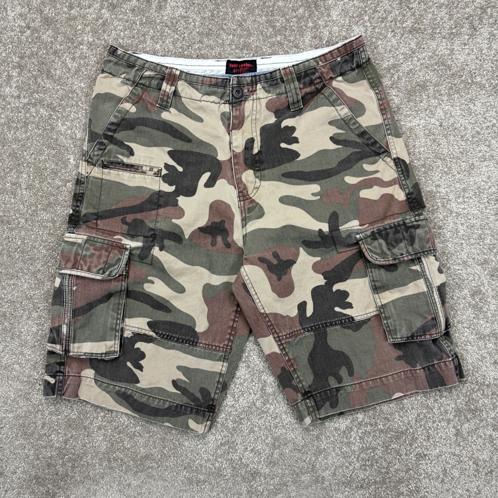 Vintage Y2K Foot Locker Baggy Camo Cargo Shorts Size‎ 32
